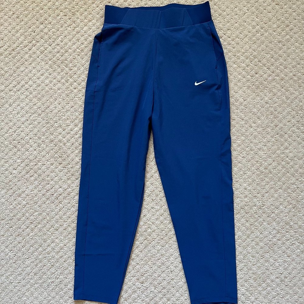 Nike Dri-Fit Lightweight Women's Pants